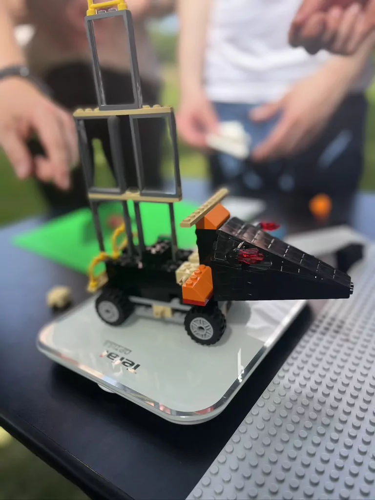 lego-team-building